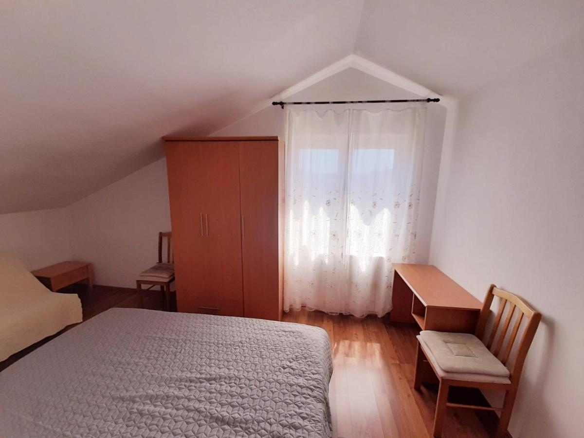 Apartments Izabela Muzic-Fornaric 茨雷斯 外观 照片